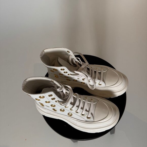 Alexander McQUEEN  Women's Eyelet Platform Combat Boots  (white) (size 38) - Picture 3 of 4